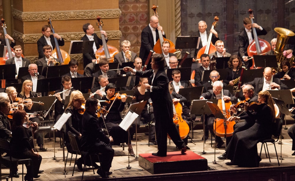 Close<br />
charlotte nc art and culture symphony